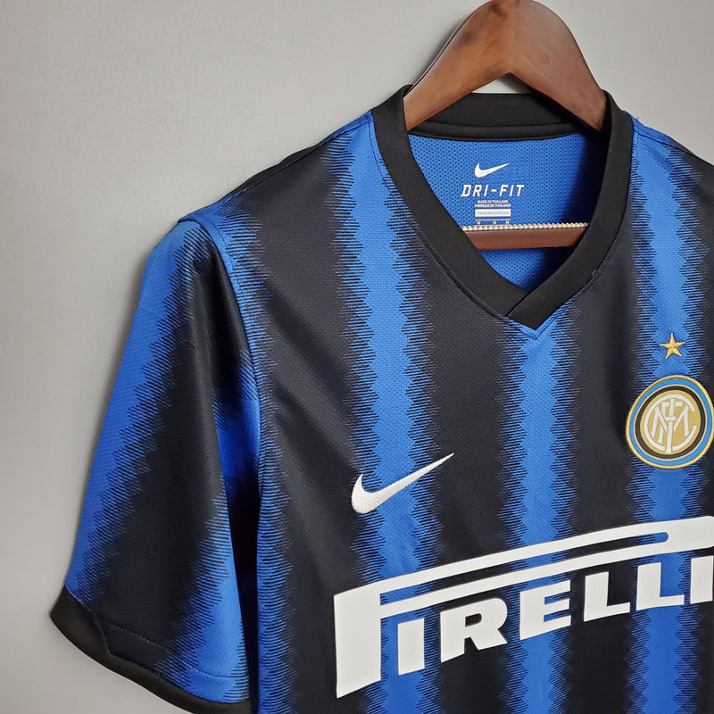 Camisa Inter de Milão Titular 10/11 - Versão Retro